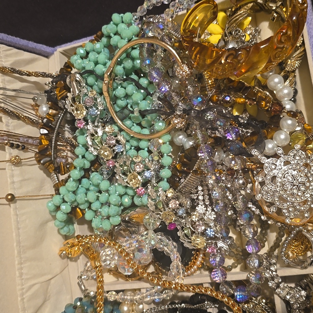 Craft and broken jewelry